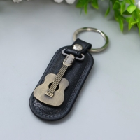 Брелок кожзам, металл "Гитара" 7,8х3,2 см Брелок кожзам, металл "Гитара" 7,8х3,2 см