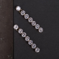 Серьги со стразами «Голливуд» дорожка, цвет белый в золоте Серьги со стразами «Голливуд» дорожка, цвет белый в золоте