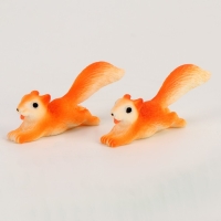 Миниатюра кукольная «Шустрая белочка», набор 2 шт., размер 1 шт. — 5 × 1 × 2 см Миниатюра кукольная «Шустрая белочка», набор 2 шт., размер 1 шт. — 5 × 1 × 2 см