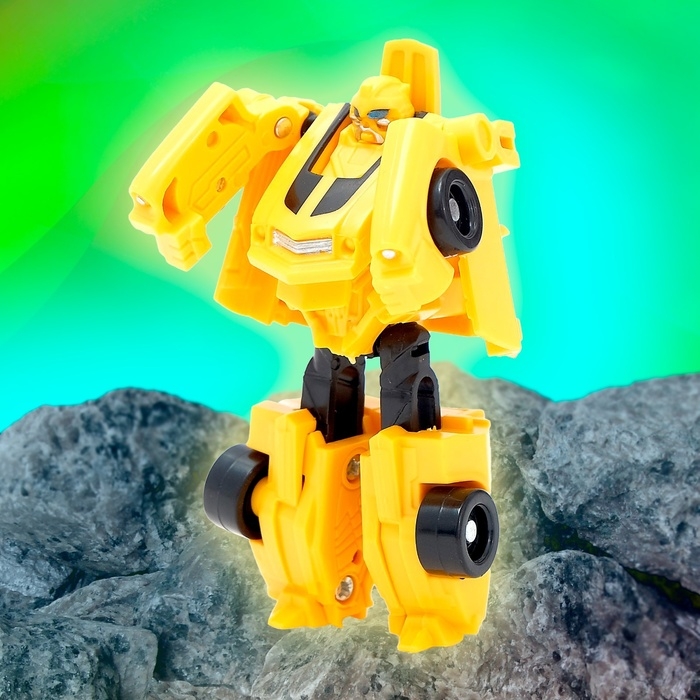 Робот «Автобот», трансформируется Робот «Автобот», трансформируется