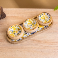 Набор розеток на подносе "Желтые и синие цветы" (3 шт) дерево манго 33,5х13х6,5 см