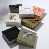 Коробочка подарочная под набор &laquo;Треугольники&raquo; блестящие, 9&times;9 (размер полезной части 8,5&times;8,5см), цвет МИКС