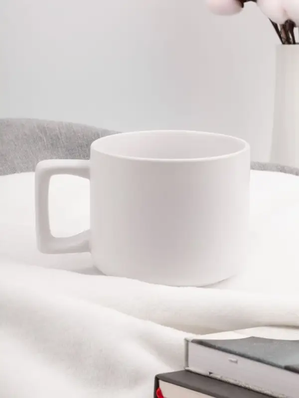 Чашка Jumbo в коробке матовая, белая