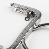 Фермуар пришивной, 12.5×7.5 см, с ручкой d=7.5×9 см, цвет серебристый Фермуар пришивной, 12.5×7.5 см, с ручкой d=7.5×9 см, цвет серебристый