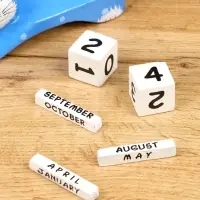 Календарь настольный "Кошка" дерево 13х4х10 см, цв. синий