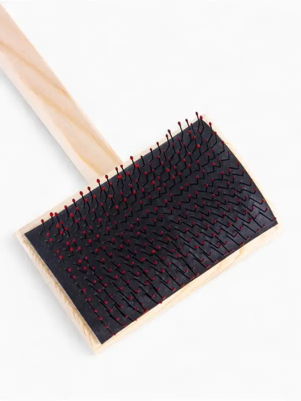 Щетка-пуходёрка деревянная ZOONIK полукруглая, большая с каплей, 85&times;55 см