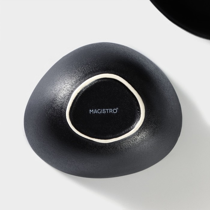 Салатник фарфоровый Magistro Carbon, 12&times;10,5 см, цвет чёрный