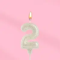 Свеча в торт &laquo;Праздник&raquo; цифра 2, жемчужный перламутр с блестками