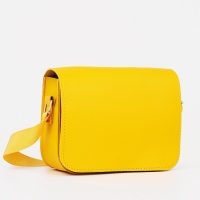 Сумка детская для девочки на магните, цвет жёлтый Сумка детская для девочки на магните, цвет жёлтый