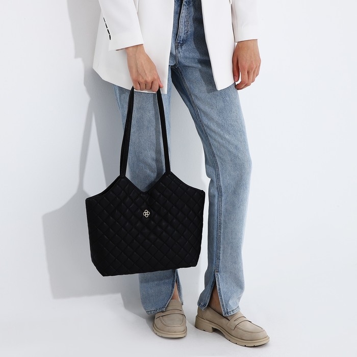 Сумка женская тоут на магните, цвет чёрный Сумка женская тоут на магните, цвет чёрный