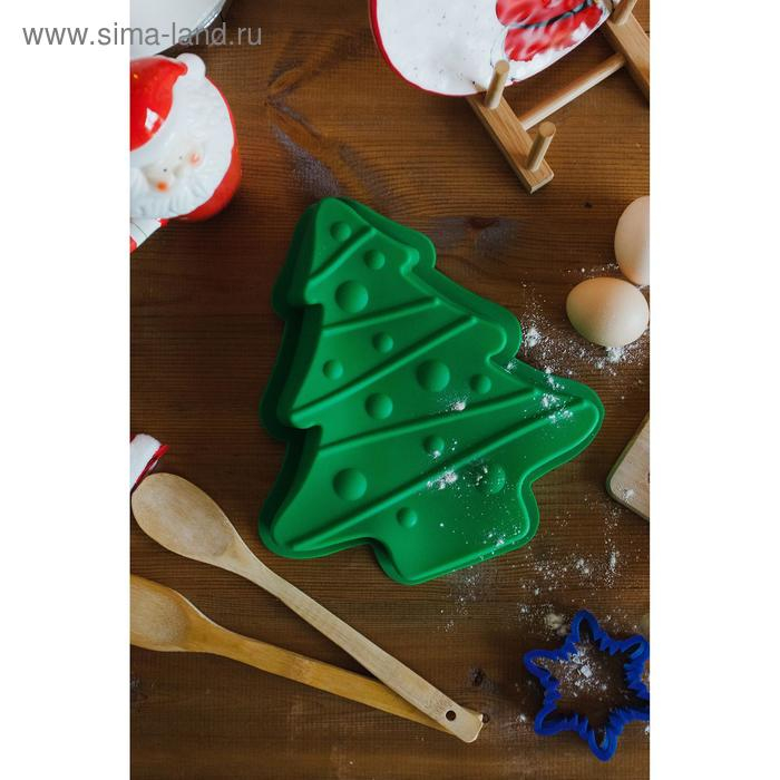 Форма для выпечки Доляна &laquo;Ёлочка с гирляндой&raquo;, силикон, 27&times;25 см, цвет зелёный