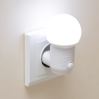 Ночник "Шар" LED 1Вт белый 4,5х6,5х9,5 см RISALUX Ночник "Шар" LED 1Вт белый 4,5х6,5х9,5 см RISALUX