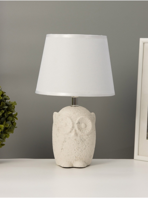 Настольная лампа "Майа" 1х40Вт Е14 белый 20х20х32,5см