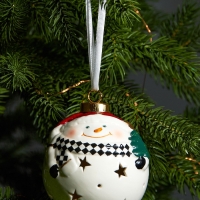 Елочный шар "Снеговик" 10х8.6х8.6, 1 LED, LR44x3(в компл.), Т/БЕЛЫЙ Елочный шар "Снеговик" 10х8.6х8.6, 1 LED, LR44x3(в компл.), Т/БЕЛЫЙ