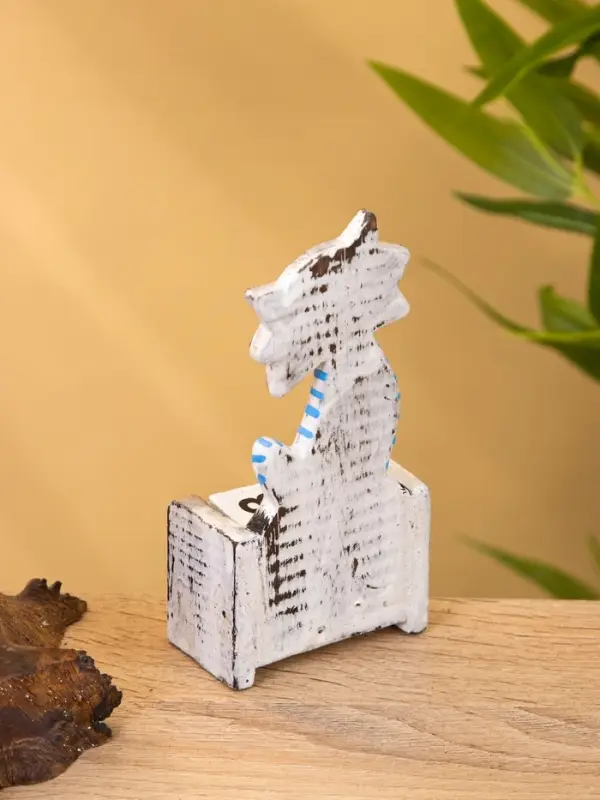 Календарь настольный "Полосатый кот" дерево 7х4х14 см, цв.  серо-голубой