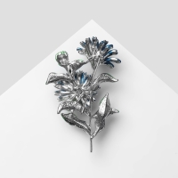 Брошь &laquo;Цветы&raquo; календула, цвет сине-зелёный в серебре
