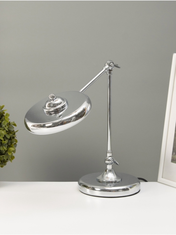 Настольная лампа "Босс" 7Вт LED 3000-6000К 15х28х34см