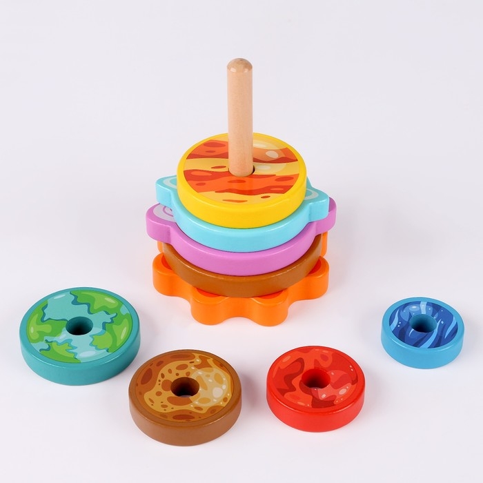 Деревянная пирамидка &laquo;Космос&raquo;, 16 см