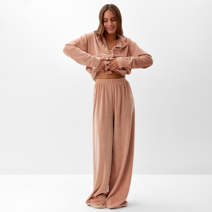 Костюм женский (рубашка и брюки) KAFTAN Plushy р. 52-54, бежевый