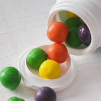 Жевательная резинка &laquo;Недельная доза любви&raquo;: со вкусом тутти-фрутти, 40 г.