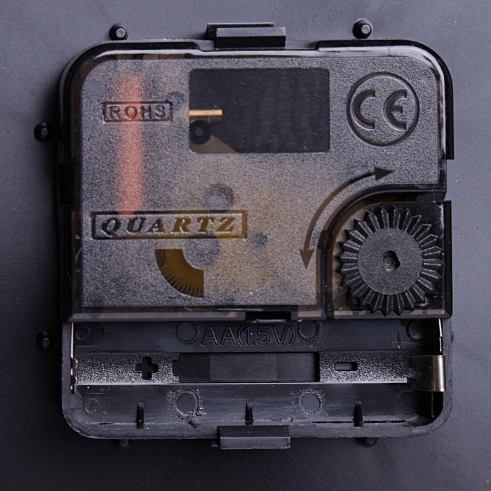 Часы настенные, серия: Классика, плавный ход, d-30.5 см, черные, цифры серебро Часы настенные, серия: Классика, плавный ход, d-30.5 см, черные, цифры серебро