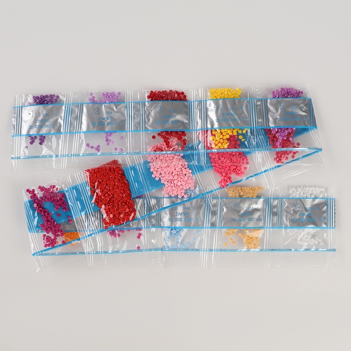 Новый год! Алмазная мозаика с частичным заполнением для детей. Наряди персонажа &laquo;Снежная красавица&raquo;