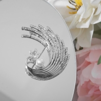 Брошь &laquo;Павлин&raquo; королевский, цвет белый в серебре