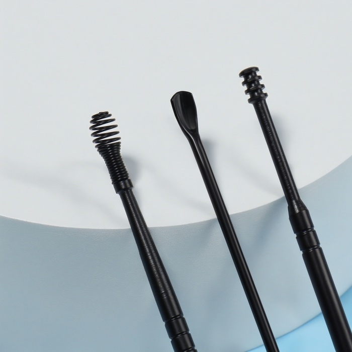 Набор для чистки ушей, 3 предмета, d = 1,2 &times; 10 см, в футляре, цвет чёрный