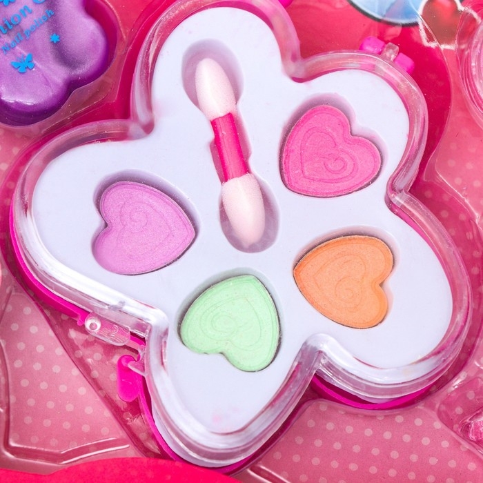 Набор косметики для девочки &laquo;Цветочек и аксессуары&raquo;