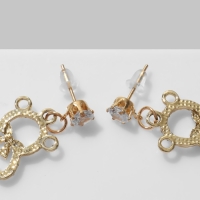 Серьги со стразами &laquo;Мишки&raquo; контур, цвет сиренево-белый в золоте