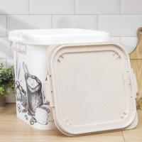 Ёмкость для муки и сахара, 25 л, с декором, цвет белый