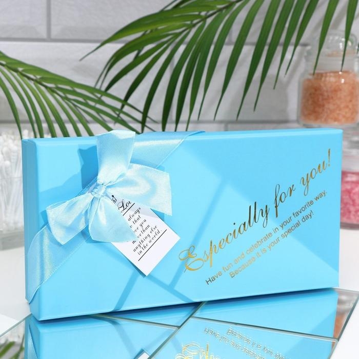 Мыльные розочки цветных оттенков и золотая роза, набор 11 шт