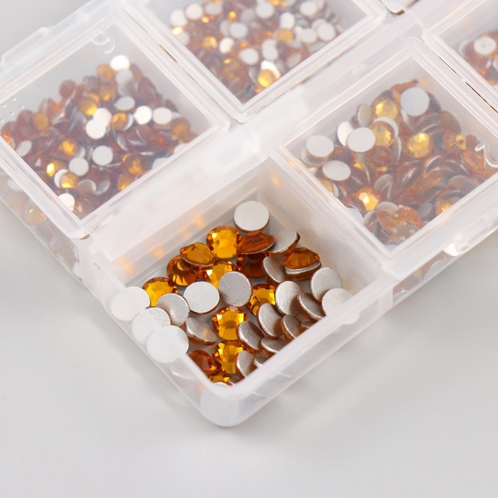 Декор для творчества стекло Декор для творчества стекло "Стразы. Жёлтое золото" d=2-4,8 мм н-р 1188 шт 6х8х1,5 см