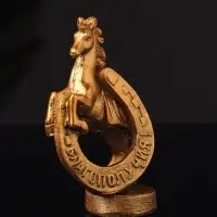 Фигура "Конь с подковой" 10х6х4 см, бронза