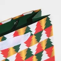 Пакет подарочный новогодний ламинированный &laquo;Ёлки&raquo;, 15 х 12 х 5.5 см