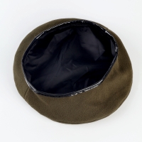 Берет военного, цвет тёмно-зелёный