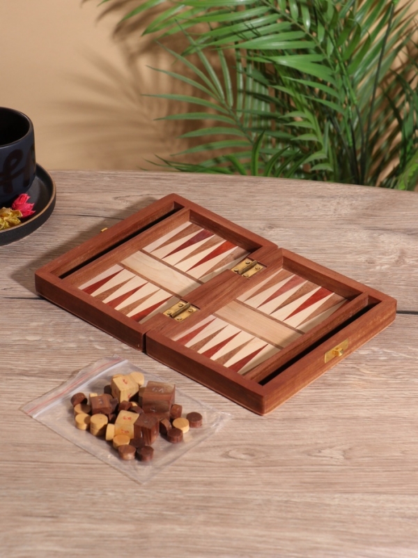 Нарды 17х12,5х3,5 см, дерево шишам, латунь