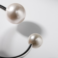 Браслет металл &laquo;Жемчужный&raquo; две бусины, цвет серебро