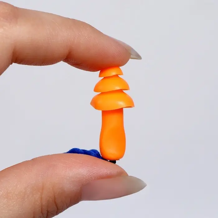 Беруши на шнурке, 3&times;1.7 см, в футляре, фасовка 10 пар, силиконовые, оранжевые