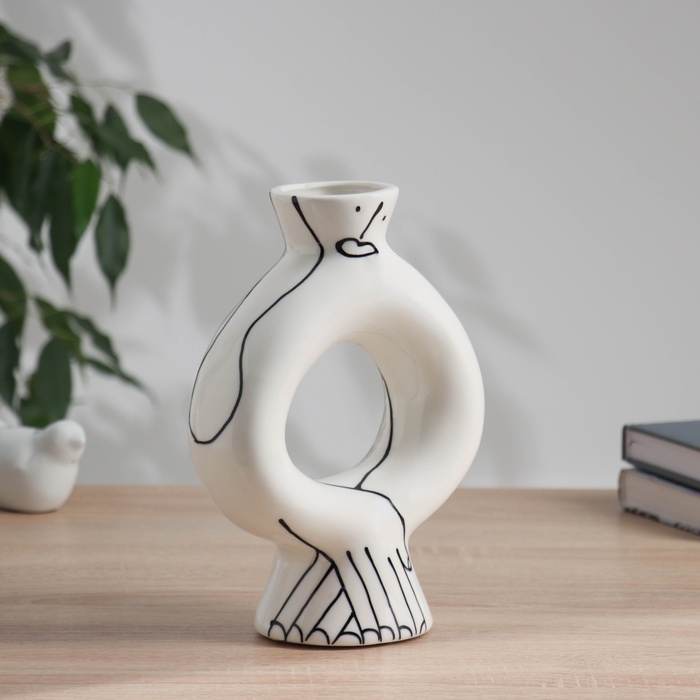 Ваза керамика настольная Ваза керамика настольная "Пикассо" (ручная роспись) длинные руки, 23х16 см, чёрно-белый