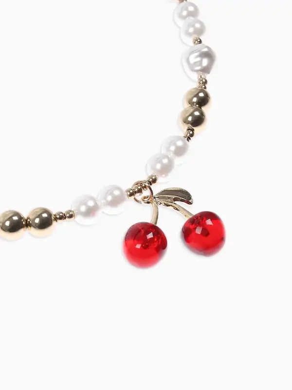 Кулон на жемчужных бусах "Вишня", цвет белый в золоте
