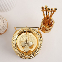 Набор блюдец &laquo;Золото&raquo;, с подставкой, с ложками, 6 шт, цвет золотой