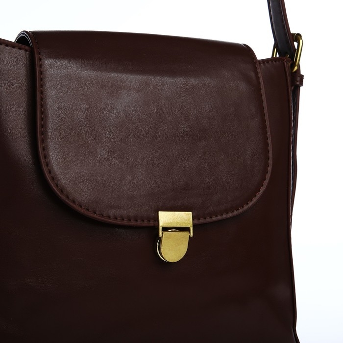 Сумка-мессенджер на клапане, цвет тёмно-коричневый Сумка-мессенджер на клапане, цвет тёмно-коричневый