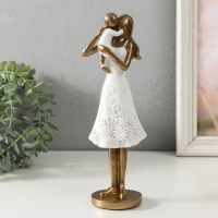 Сувенир полистоун "Мама с ребёнком, белое платье с цветами" 8х7,5х23,5 см Сувенир полистоун "Мама с ребёнком, белое платье с цветами" 8х7,5х23,5 см