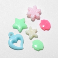 Набор для создания украшений &laquo;Мишка&raquo;, 4 вида бусин, 20 соединительных колец, 10 карабинов, резинка