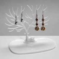 Подставка для украшений &laquo;Олень МИНИ&raquo; , 17&times;10,2&times;14,5 см, прямоугольное основание, цвет белый