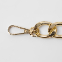 Цепочка для сумки, с карабинами, металлическая, плоская, 29 &times; 19 мм, 60 см, цвет золотой