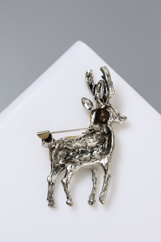 Брошь &laquo;Оленёнок&raquo;, цвет бело-коричневый в чернёном серебре