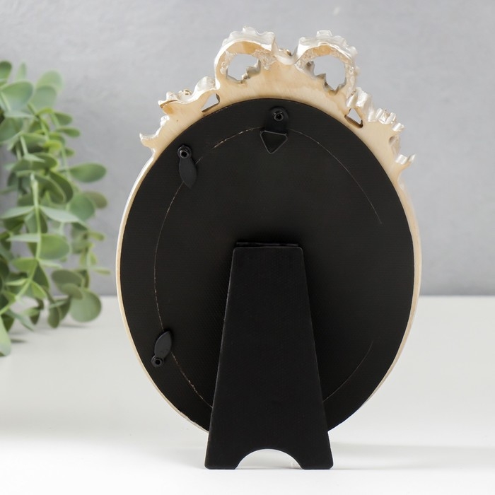 Фоторамка полистоун 10х15 см "Бант и медальон" белая с золотом 21х14 см