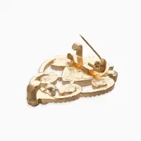 Зажим для кардигана "Ажур", винтаж, цвет белый в золоте